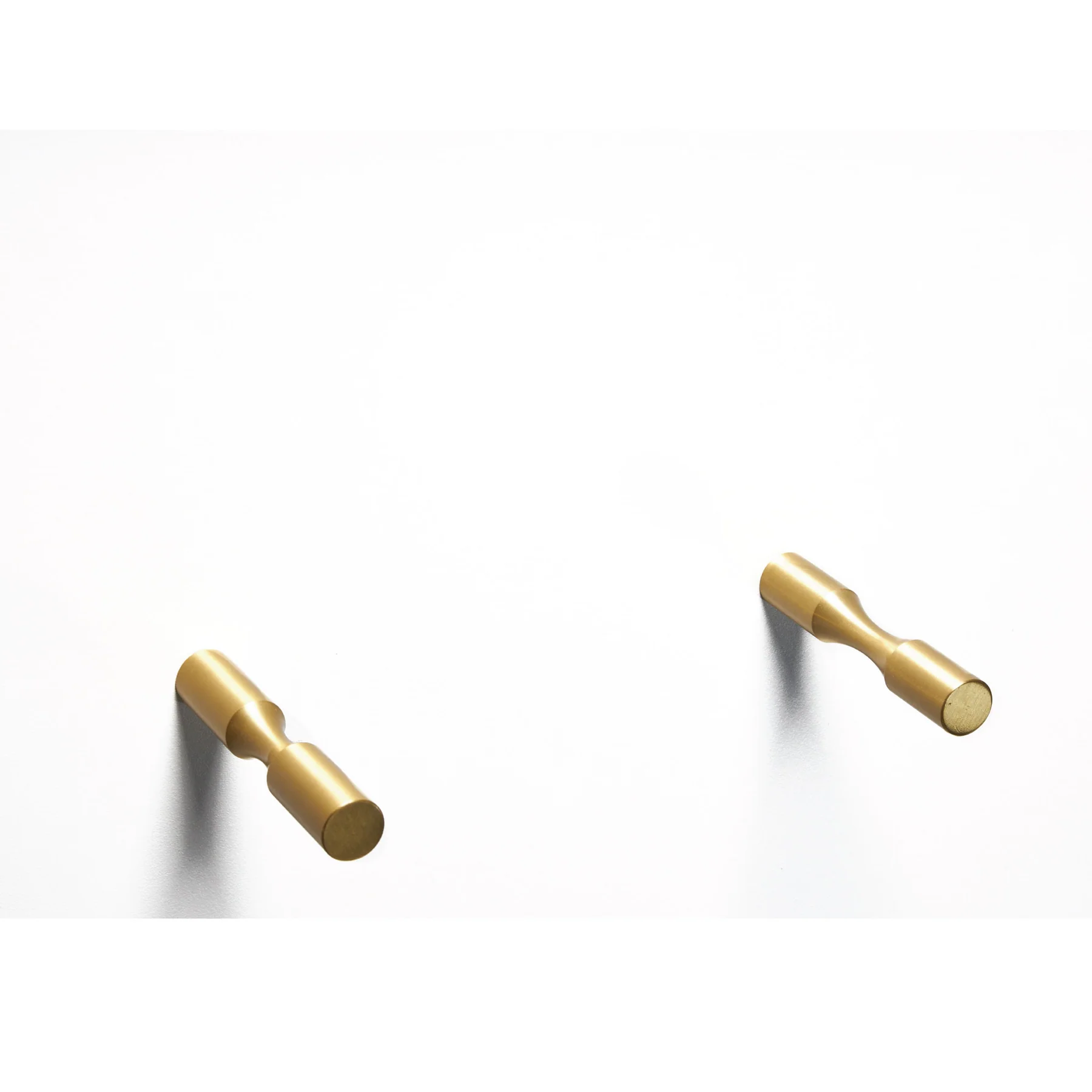 Gold-Single-Bottle-Wine-Pegs.webp